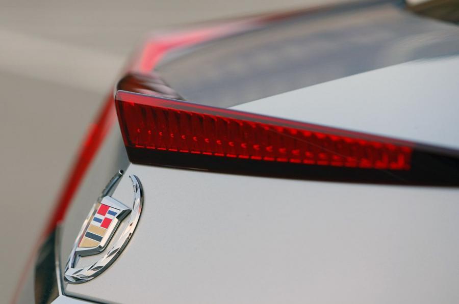  Cadillac CTS Coupe 2011 года  (фото 45 из 128)